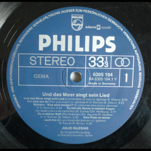 Julio Iglesias - Und Das Meer Singt Sein Lied (1976) [1LP]