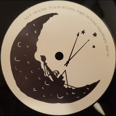 Om La Lună - În Caz De Om La Lună, Strigați 