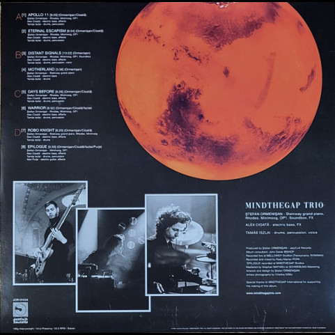 Mindthegap Trio - Distant Signals (2024) [2LP]